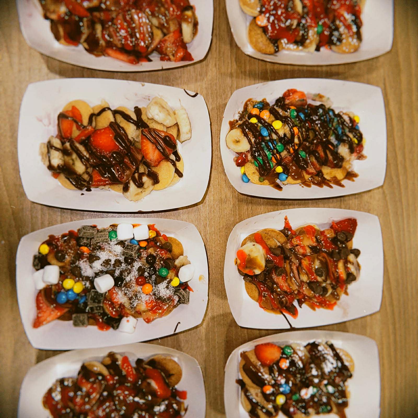 Catering pancake plates